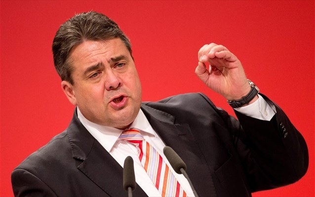 O Γκάμπριελ τα ρίχνει στην Μέρκελ για την άνοδο της Λεπέν