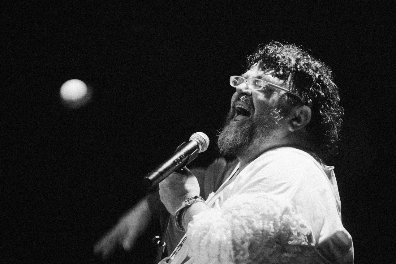 «Έκλεψα» στίχους του Κραουνάκη