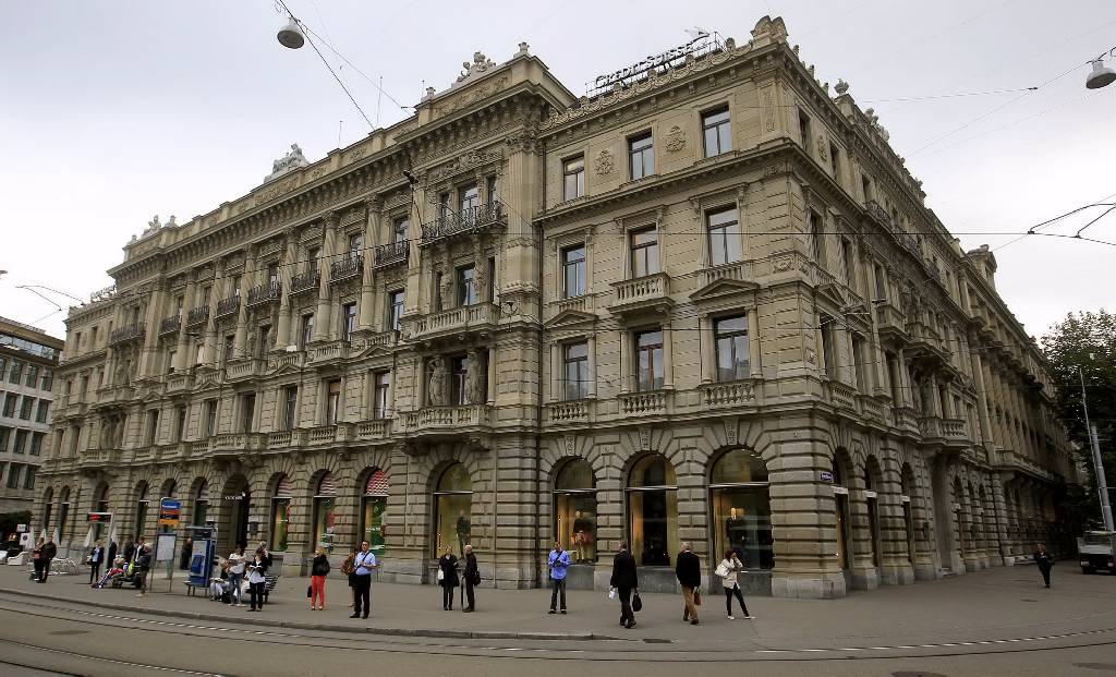 Ποινές 163,2 εκατ. ευρώ για τέσσερις ελβετικές τράπεζες