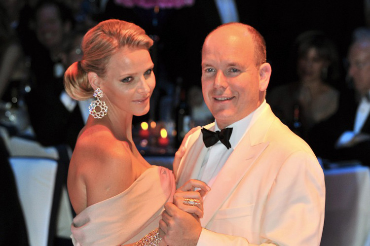 Η χριστουγεννιάτικη κάρτα του πριγκιπικού ζεύγους του Μονακό – ΦΩΤΟ