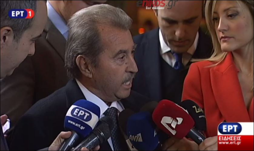 Ο Τραγάκης ανακοίνωσε “325.000 ψηφοφόρους” και παράταση μέχρι τις οκτώ το βράδυ – ΒΙΝΤΕΟ