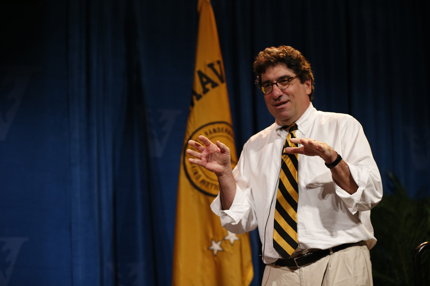 Έλληνας ένας από τους πιο ακριβοπληρωμένους πρυτάνεις στον κόσμο