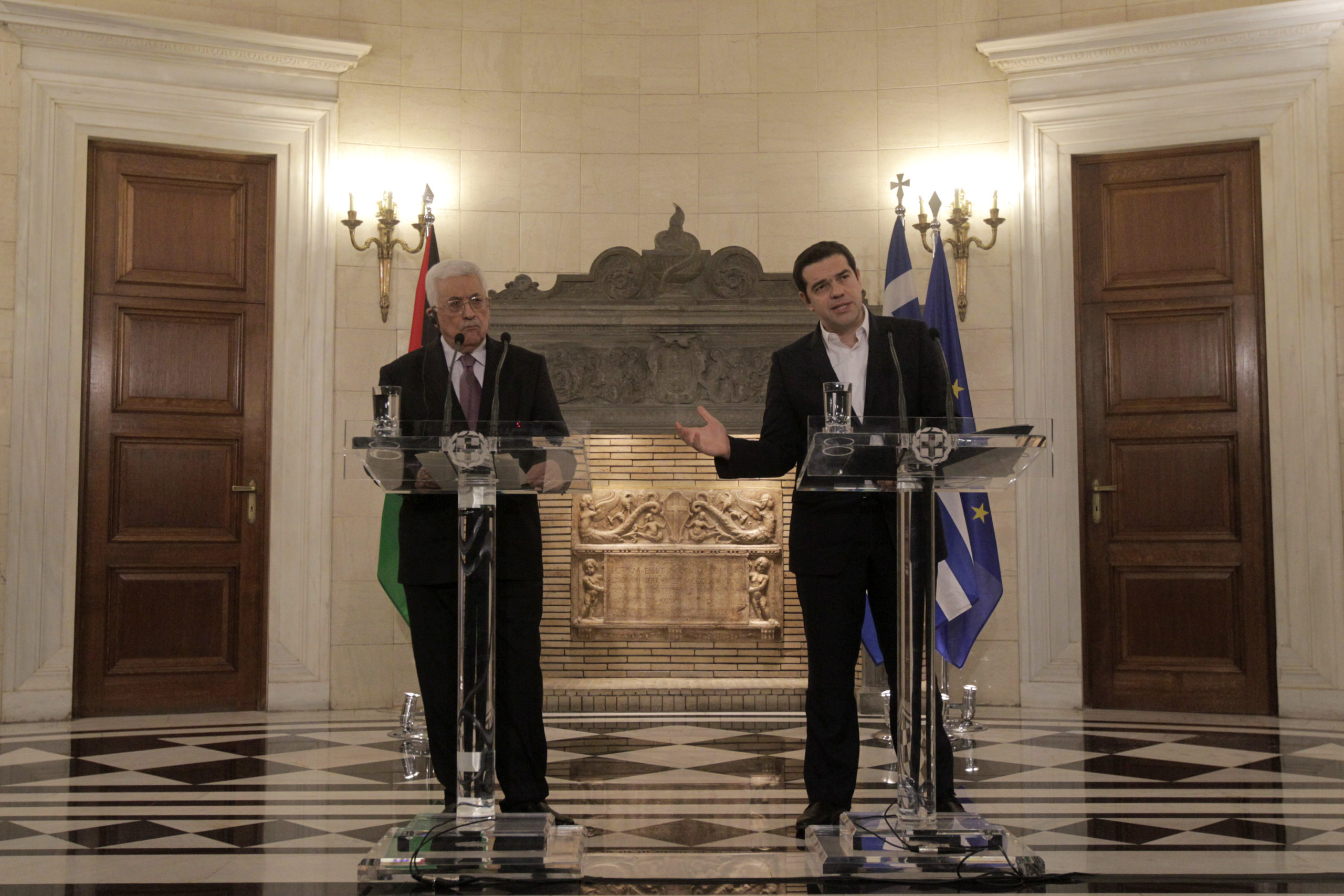 Το μήνυμα του Τσίπρα για την επίλυση του Κυπριακού – Οι κοινές δηλώσεις με τον Αμπάς – ΒΙΝΤΕΟ