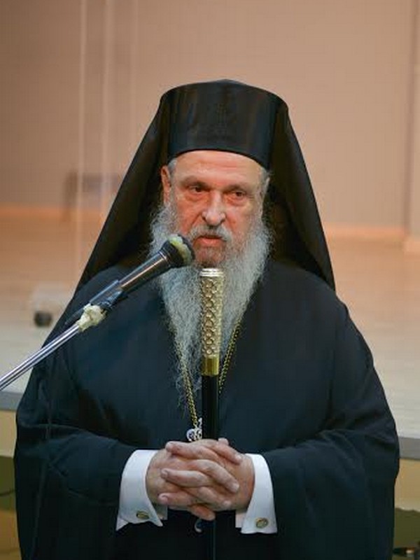 “Δυστυχή πρόσωπα” χαρακτηρίζει ο μητροπολίτης Λαρίσης και Τυρνάβου τους ομοφυλόφιλους