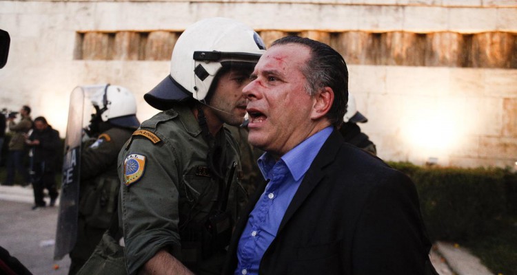 Δίωξη σε τέσσερα άτομα για τον ξυλοδαρμό του Κουμουτσάκου