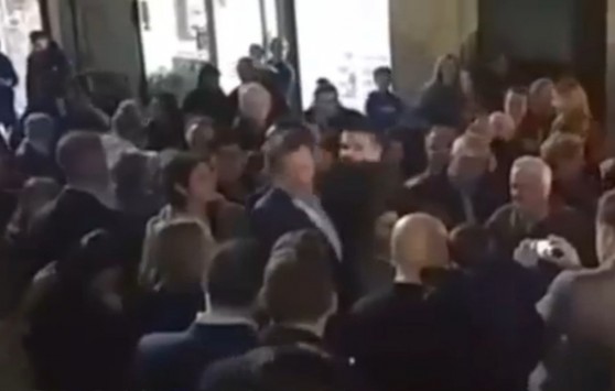 Ανήλικος γρονθοκόπησε τον Ραχόι – ΒΙΝΤΕΟ