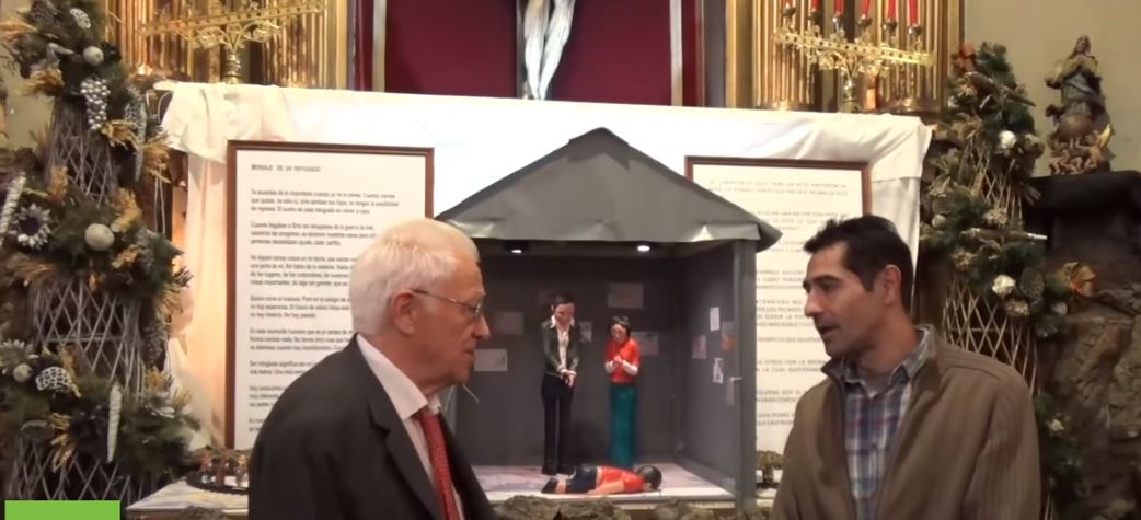 Ο μικρός Αϊλάν ως «Θείο βρέφος» στη φάτνη – ΒΙΝΤΕΟ