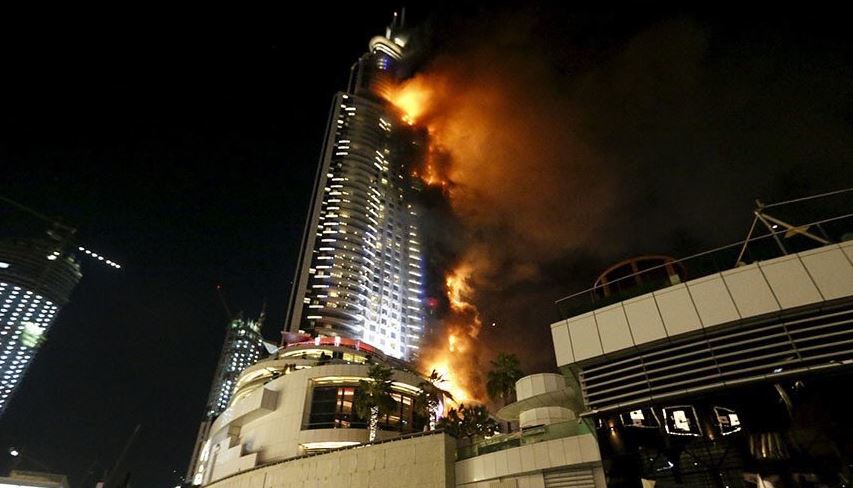 Νέο ΒΙΝΤΕΟ από το ξενοδοχείο που φλέγεται στο Ντουμπάι