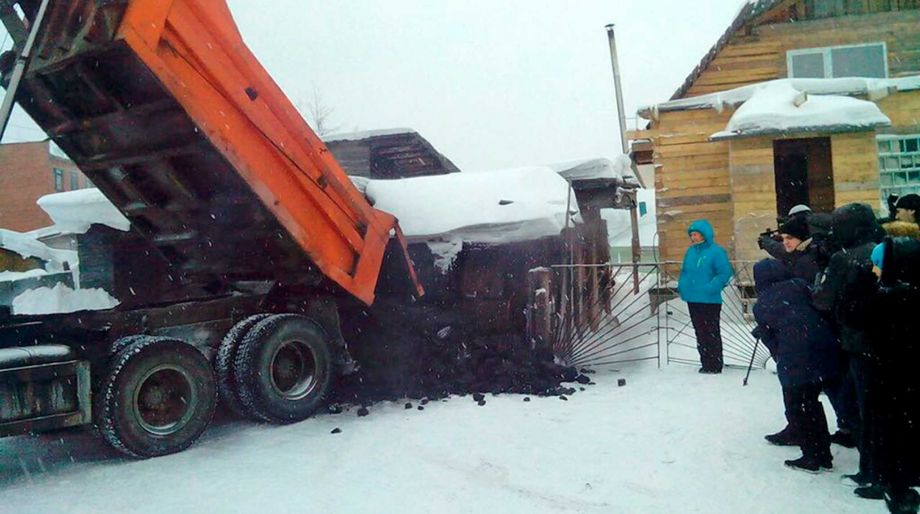 Σιβηρία – Νοσοκόμα έχασε 30 κιλά και κέρδισε πέντε τόνους… κάρβουνο