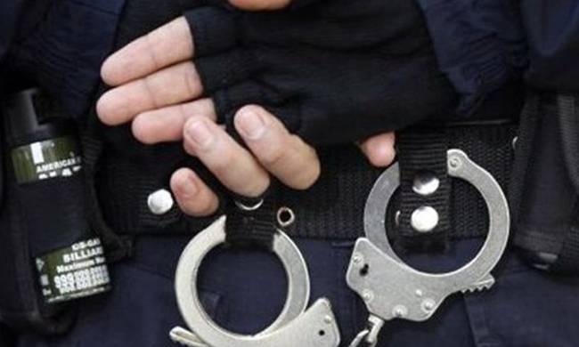 Τρεις αστυνομικοί μέλη του κυκλώματος εκβιαστών