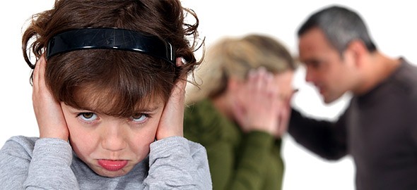 Παιδιά χωρισμένων γονιών: Πώς είναι οι ενήλικες σχέσεις τους