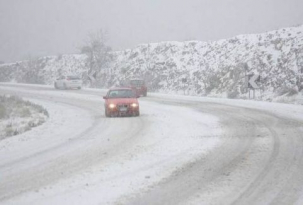 Συνεχίζονται τα προβλήματα στην Εθνική στο τμήμα Λαμίας – Δομοκού
