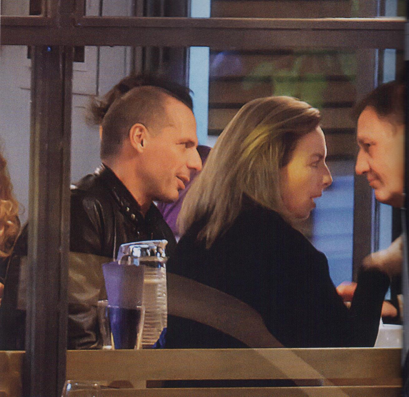 Βαρουφάκης και Στράτου στα Πετράλωνα για φαγητό – ΦΩΤΟ