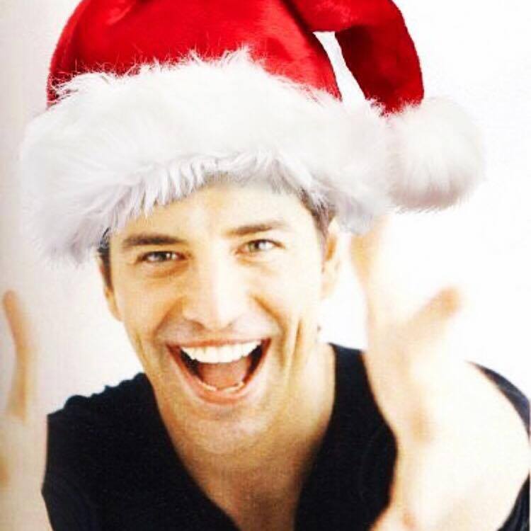 Ο Ρουβάς ντύθηκε Άγιος Βασίλης – ΦΩΤΟ