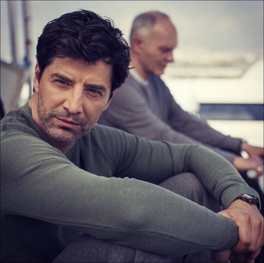 O Ρουβάς στην μπανιέρα του – ΦΩΤΟ