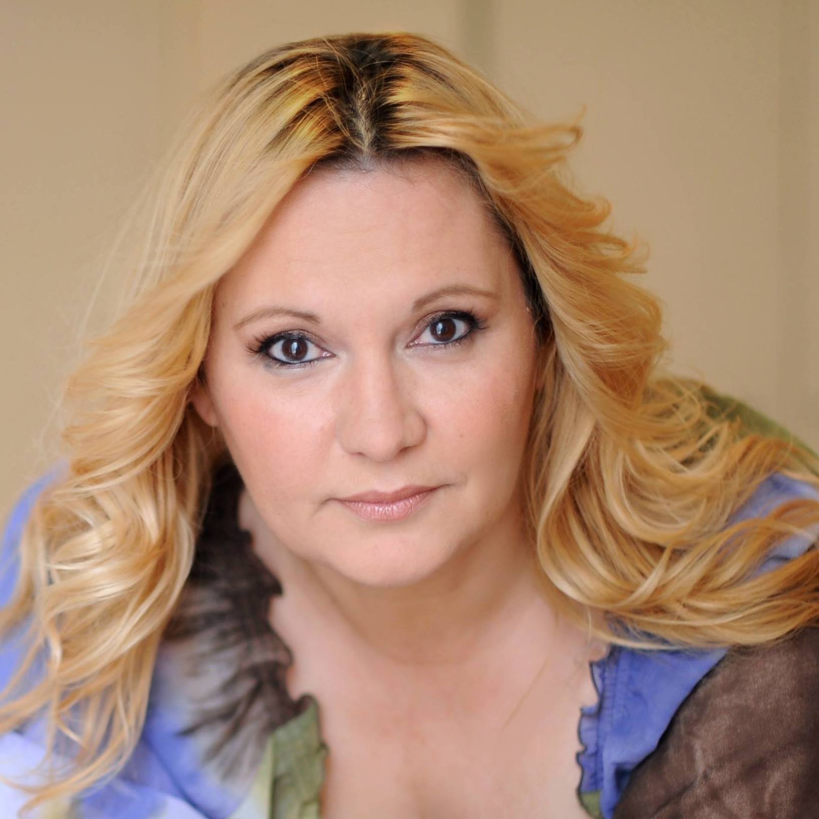 Το συγκινητικό μήνυμα της Φίνου για όσους περνούν μόνοι τα Χριστούγεννα