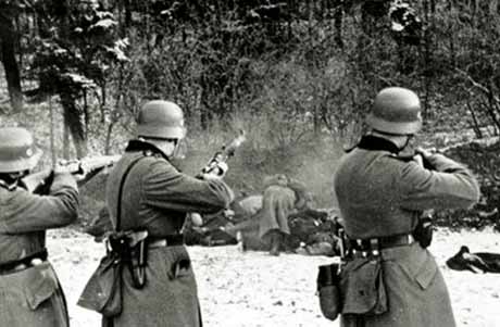 Η σφαγή στα Καλάβρυτα μέσα από τα μάτια των επιζώντων – ΒΙΝΤΕΟ