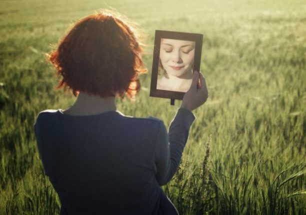 Πως γινόμαστε δυστυχείς χωρίς να το καταλαβαίνουμε