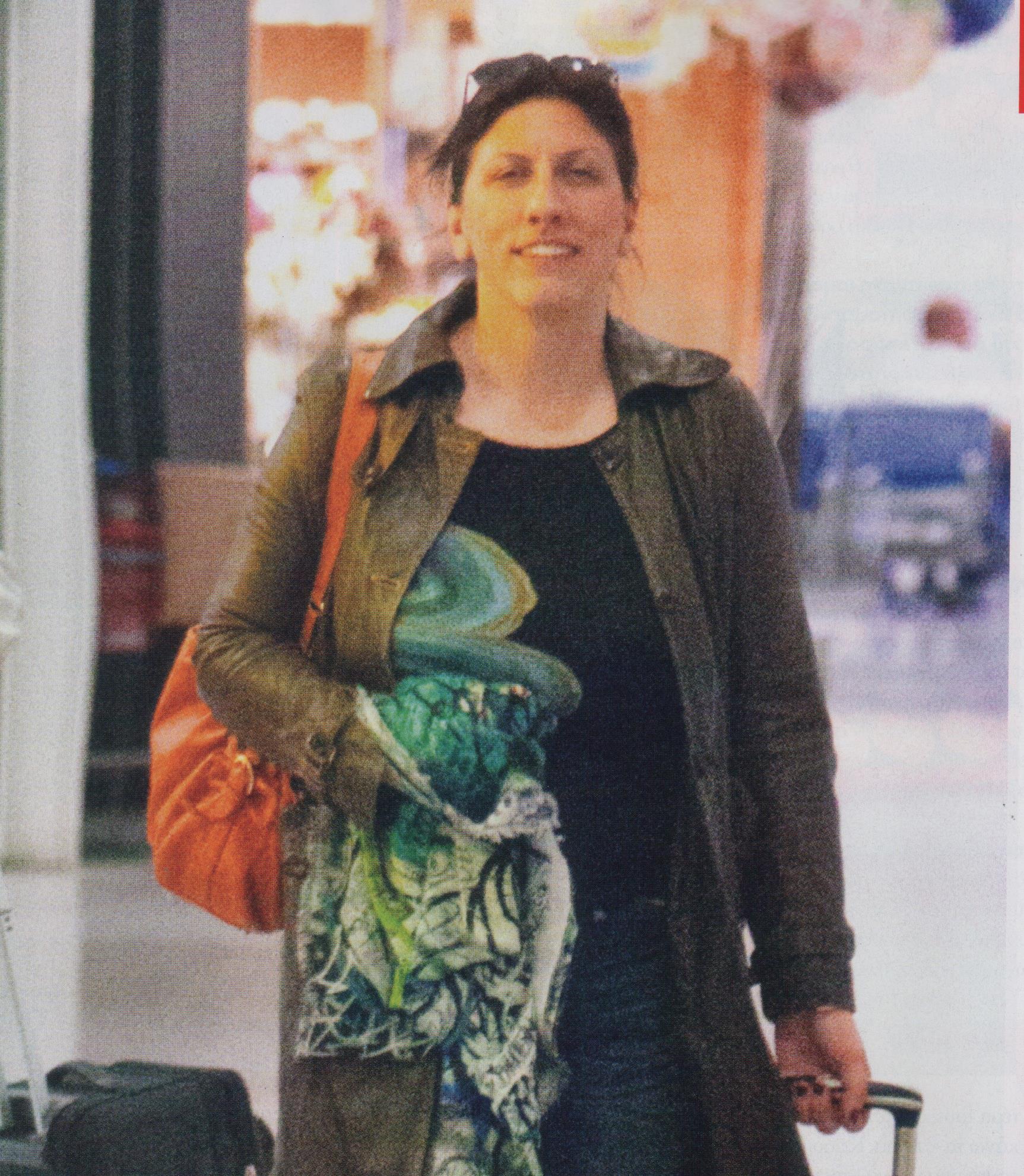 Η Κωνσταντοπούλου στο αεροδρόμιο – ΦΩΤΟ