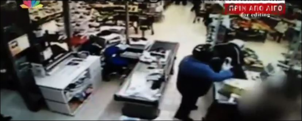 Επαγγελματίες κακοποιούς «βλέπει» η ΕΛ.ΑΣ. πίσω από τις ληστείες των σούπερ μάρκετ – ΒΙΝΤΕΟ