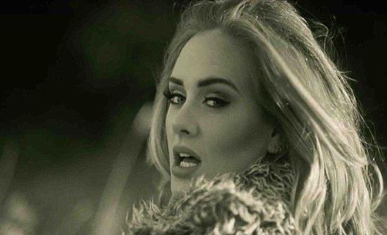 Το «Hello» της Adele σε 25 διαφορετικές ερμηνείες