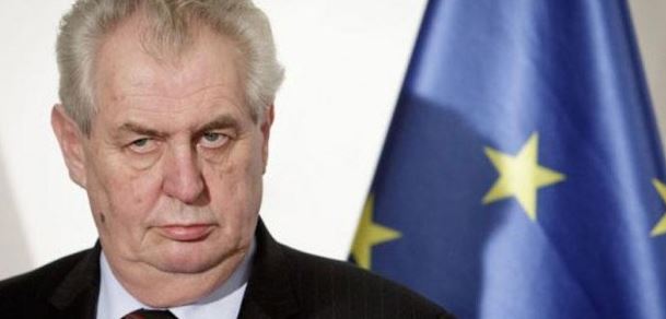 Συμβιβασμό επιχειρεί η κυβέρνηση της Τσεχίας – Αφήνει έκθετο τον προκλητικό Ζέμαν