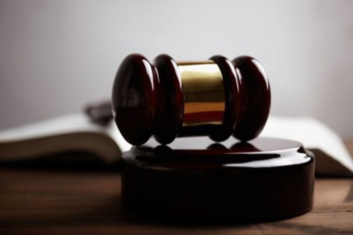 Στο δρόμο για το αρχείο οι καταγγελίες για το δημοψήφισμα