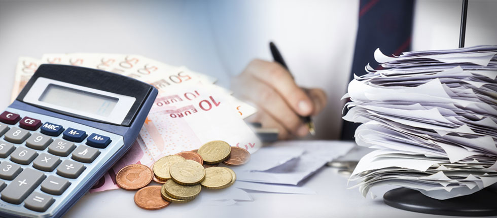 Το Δημόσιο ψάχνει 7,56 δισ. ευρώ μέχρι το τέλος του μήνα