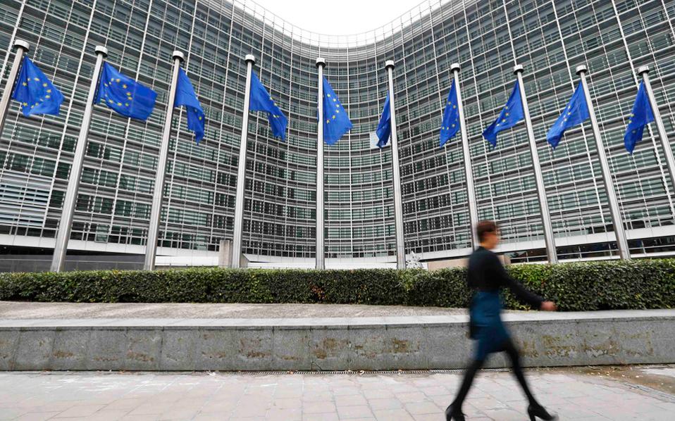 DW: Η πορεία του ελληνικού προγράμματος στο Eurogroup