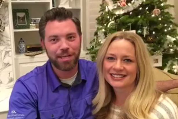 “Απάτησε” την σύζυγό του με την… σύζυγό του – ΦΩΤΟ