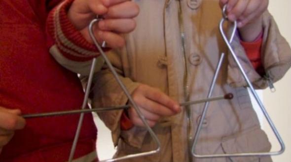 Έκλεψαν παιδάκια που έλεγαν τα κάλαντα