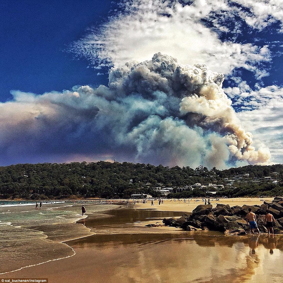 Αυστραλία – Πυρκαγιές «κατέστρεψαν» ολοσχερώς πάνω από 50 σπίτια – ΦΩΤΟ
