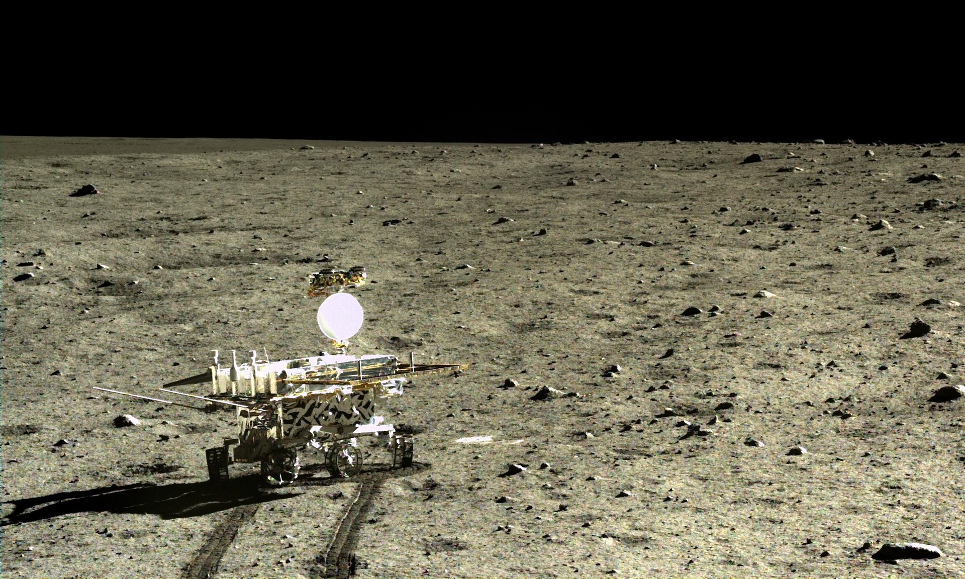 Κινέζοι ανακάλυψαν ένα νέο είδος πετρώματος στη Σελήνη