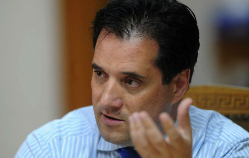 Ο Άδωνις για τον Λαζόπουλο: Γιατί εμπλέκει την νεκρή μητέρα του στην μεταξύ μας κόντρα; – ΒΙΝΤΕΟ