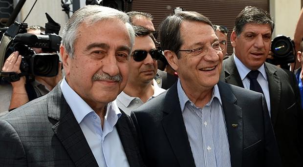 Κοινό μήνυμα Αναστασιάδη – Ακιντζί – BINTEO