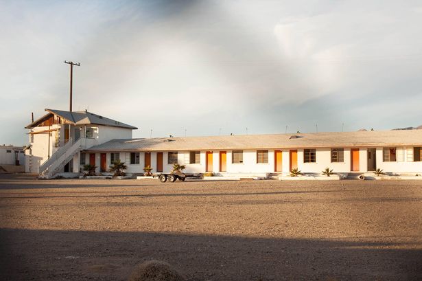 Μπορείτε να ανακαλύψετε το φρικιαστικό μυστικό που κρύβει αυτό το μοτέλ; – ΦΩΤΟ