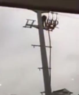 Τσακώθηκε με την κοπέλα του και… τυλίχθηκε στις φλόγες – ΒΙΝΤΕΟ