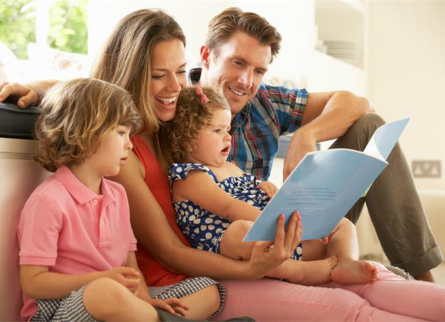 Tελικά πρέπει οι γονείς να είναι φίλοι με τα παιδιά τους και πόσο;