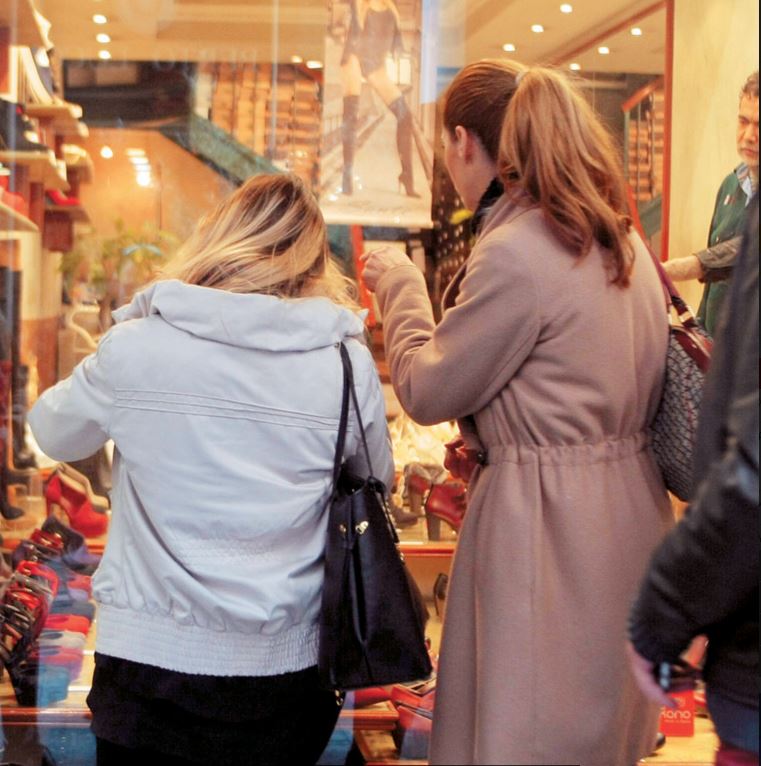 Έλλειψη χρημάτων… πτώση εμπορίου