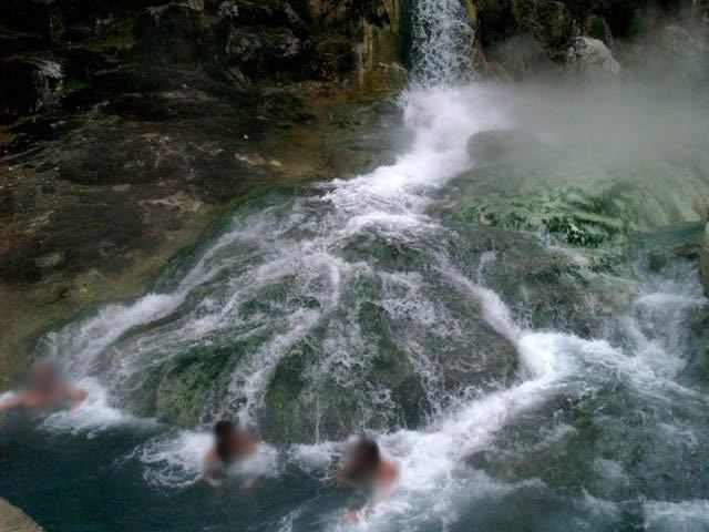 Νύχτες αμαρτίας στα λουτρά Θερμοπυλών