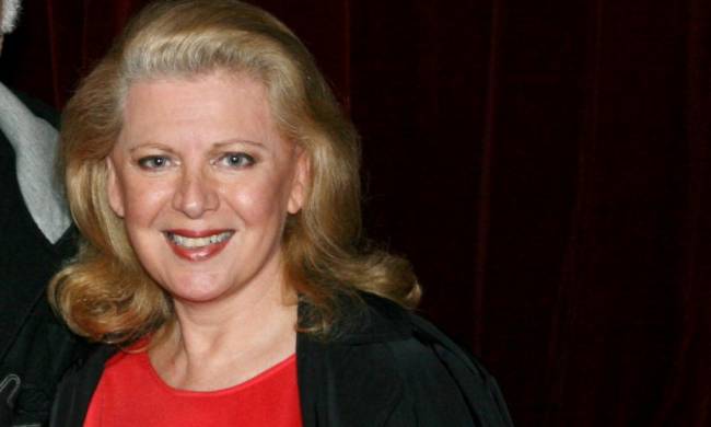 Με χιούμορ η Έλενα Ακρίτα σχολιάζει την κόντρα Άδωνι – Λαζόπουλου