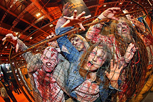 Επιστήμονες αποκάλυψαν τα συμπτώματα του ιού των ζόμπι