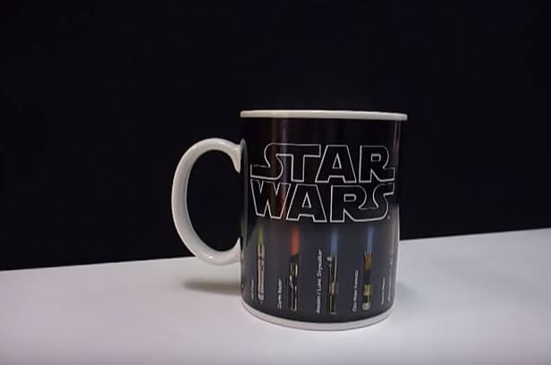 Αυτή η κούπα έχει «τρελάνει» τους φανατικούς του Star Wars – ΒΙΝΤΕΟ