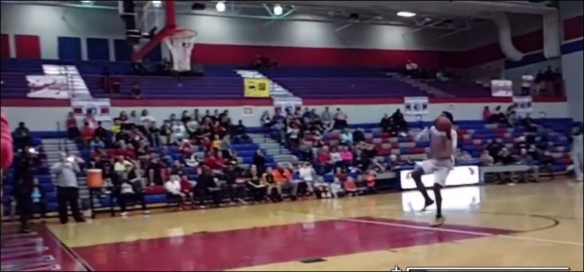 Το αξέχαστο κάρφωμα του μαθητή που έγινε… «viral» – ΒΙΝΤΕΟ