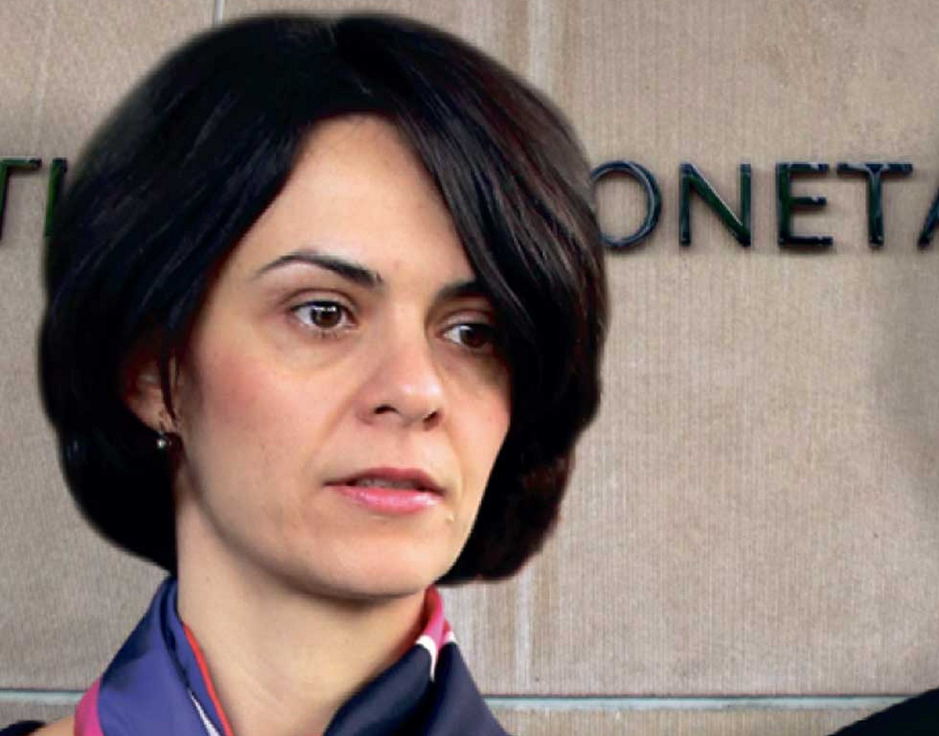 Βελκουλέσκου: H Ελλάδα χρειάζεται σημαντική μείωση του χρέους