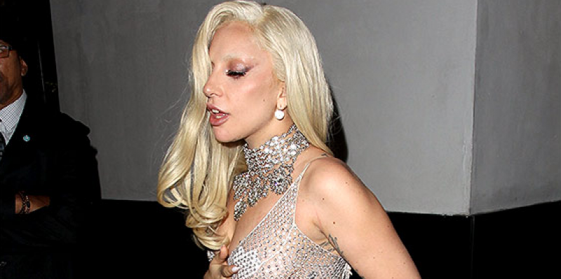Η Lady Gaga με διάφανο φόρεμα – ΦΩΤΟ
