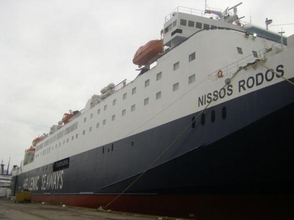 Νέα βλάβη στο «Νήσος Ρόδος»