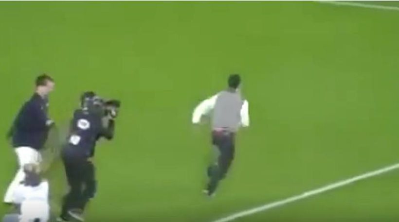 Του έκανε πρόταση γάμου στο γήπεδο και αυτός έφυγε… τρέχοντας! – ΒΙΝΤΕΟ