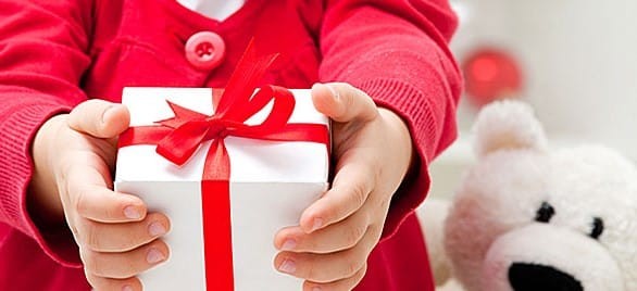Πώς αντιδρούν τα παιδιά όταν δεν τους αρέσει ένα δώρο