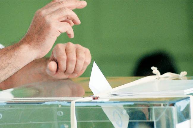 Τα πρώτα αποτελέσματα των εκλογών στη Σύρο